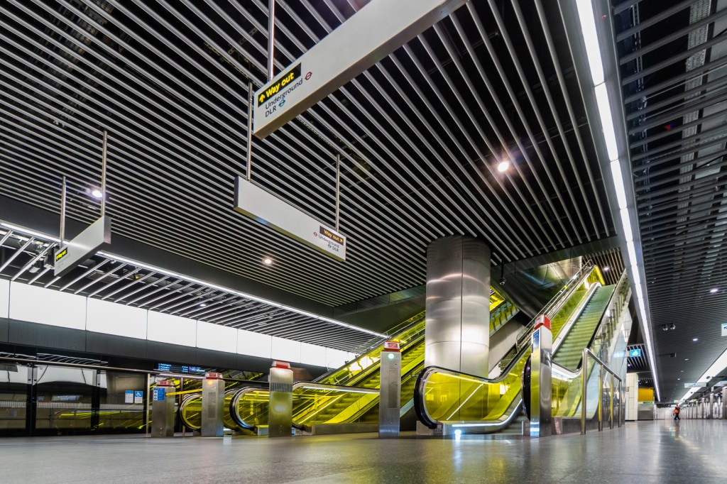 Elizabeth Line Canary Wharf station