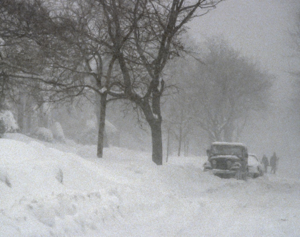 Chicago side street under heavy snow - 1979